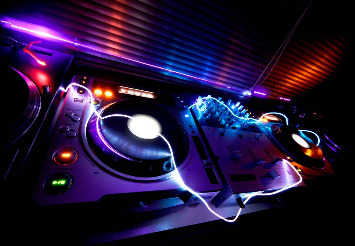 Descubra a Maestria Artística de Lu Cristhovam